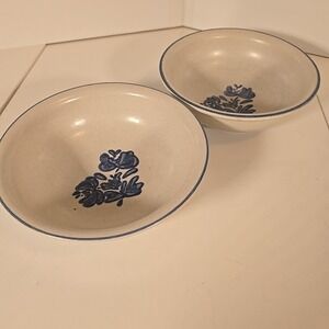 Lot‎ of 2 Pfaltzgraff Yorktowne 5" x 1.75" Fruit Dessert Sauce Berry Bowls  USA